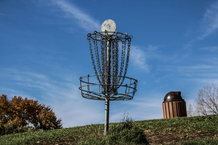 Golf vs. Disc Golf: A Tale of Two Fairways
