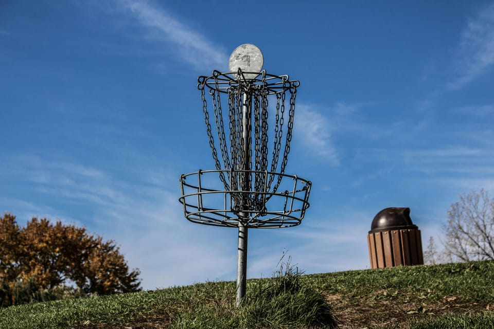 Golf vs. Disc Golf: A Tale of Two Fairways